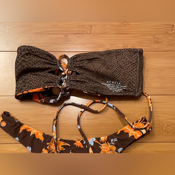 Acacia Lumahai Top, Oslo Bottom in Ines, both small - Picture 2 of 2